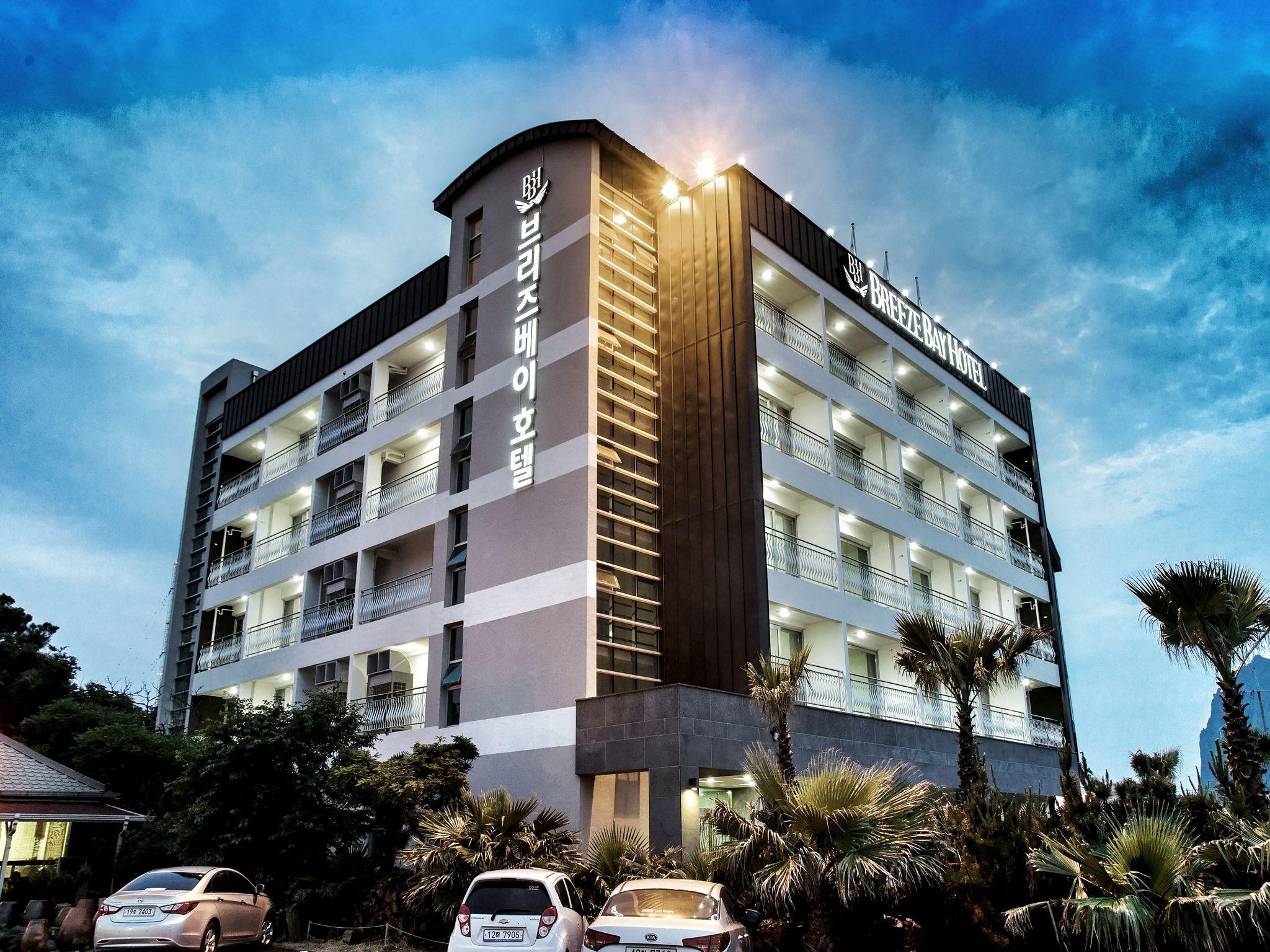 Ngoại cảnh khách sạn