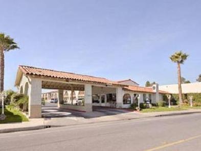 Ngoại cảnh khách sạn