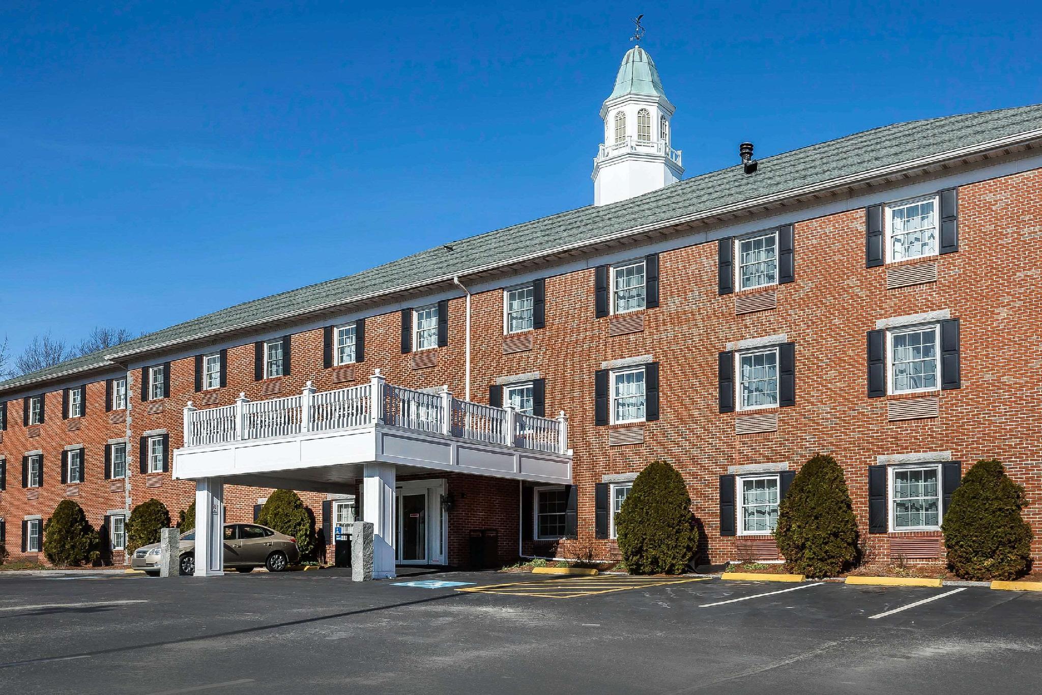 Ngoại cảnh khách sạn