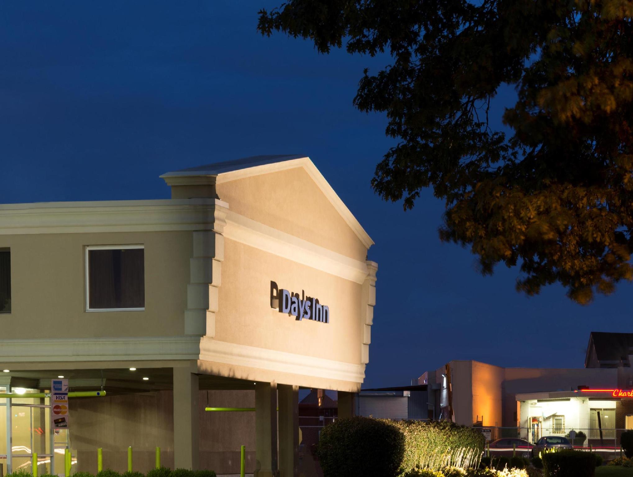 Ngoại cảnh khách sạn