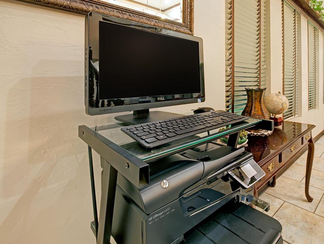 Trung tâm hội nghị