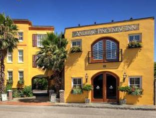 Ngoại cảnh khách sạn