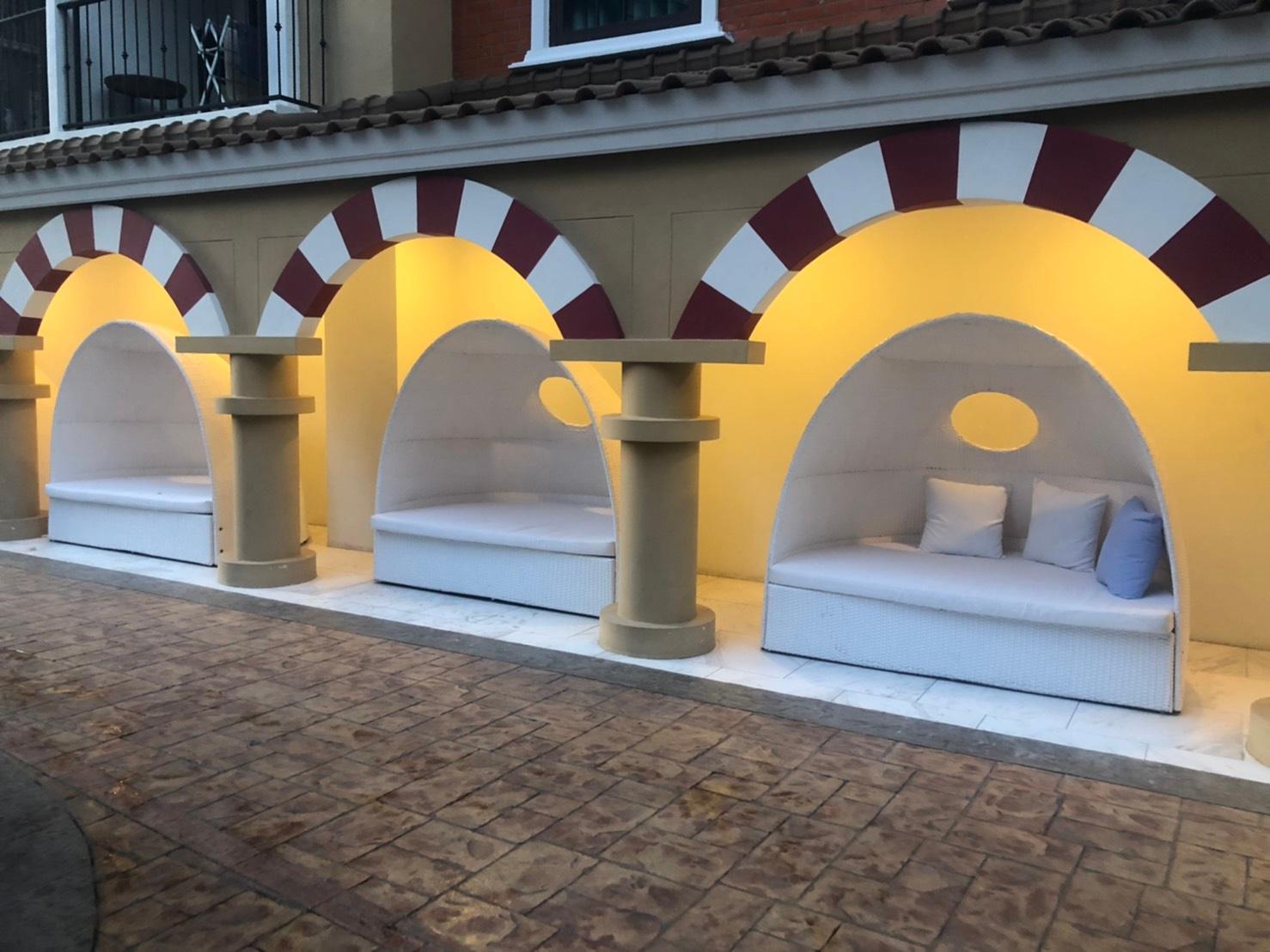 Ngoại cảnh khách sạn