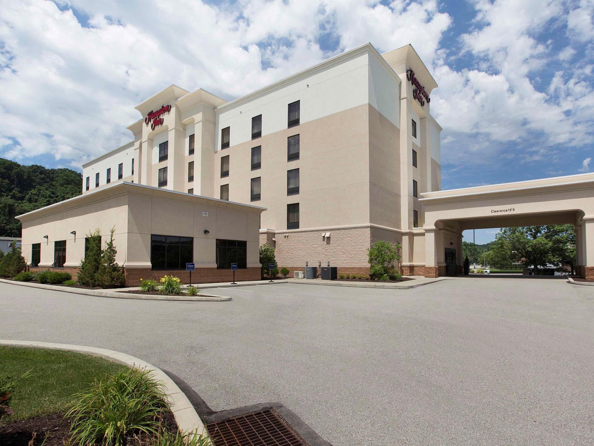 Ngoại cảnh khách sạn