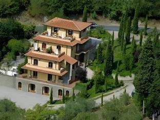 Ngoại cảnh khách sạn