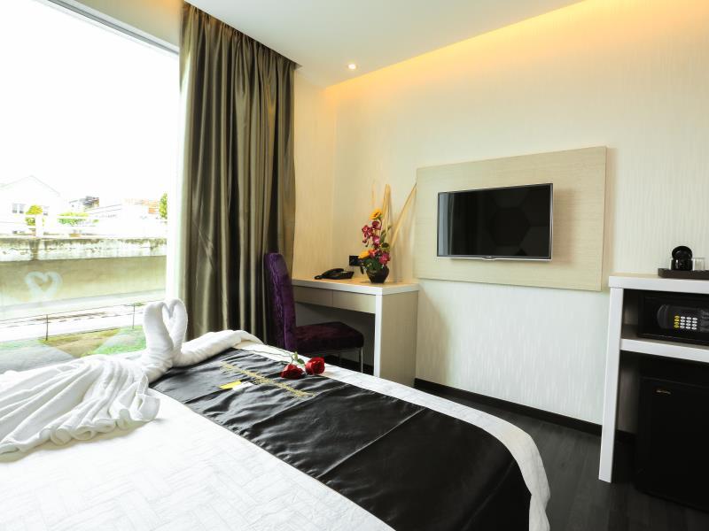 Tiện nghi (Phòng khách)