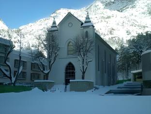 Ngoại cảnh khách sạn