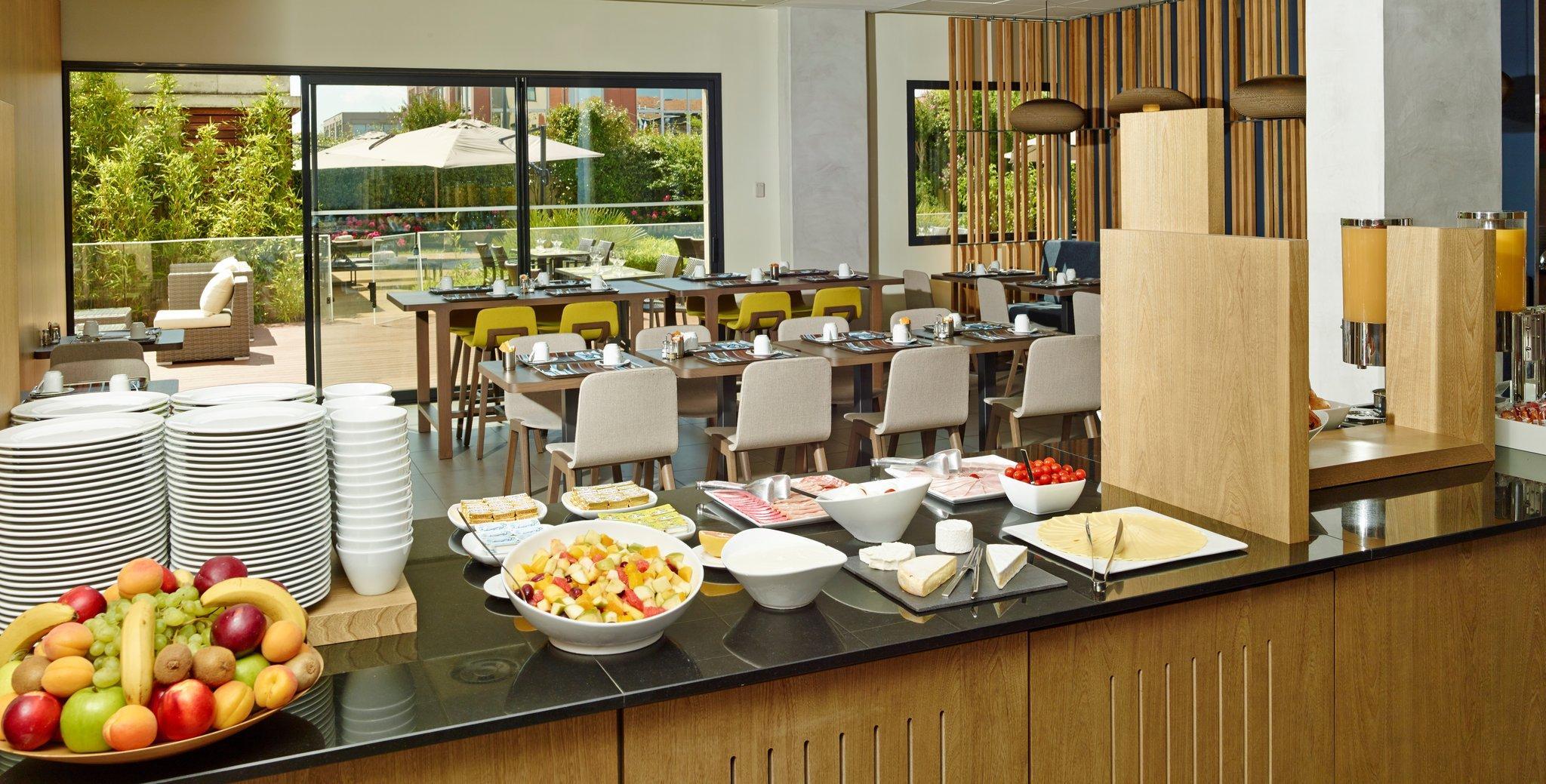 Đồ ăn và thức uống