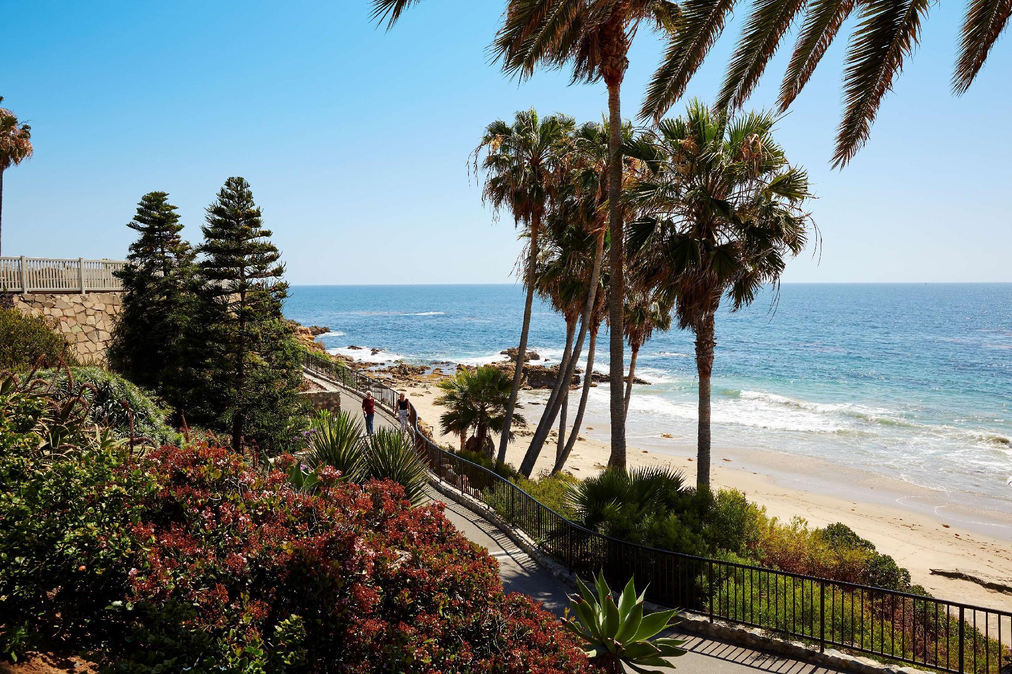 Nơi tham quan gần đây