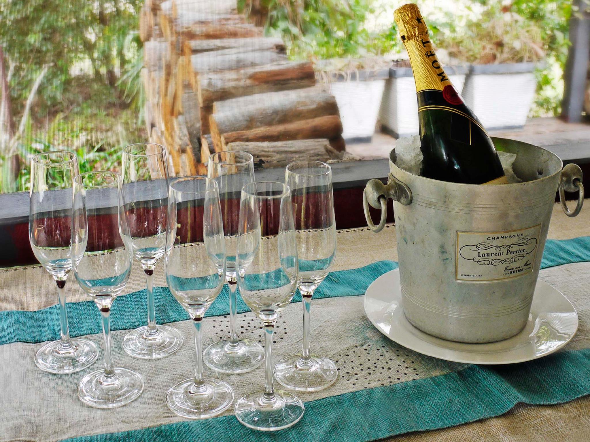 Đồ ăn và thức uống