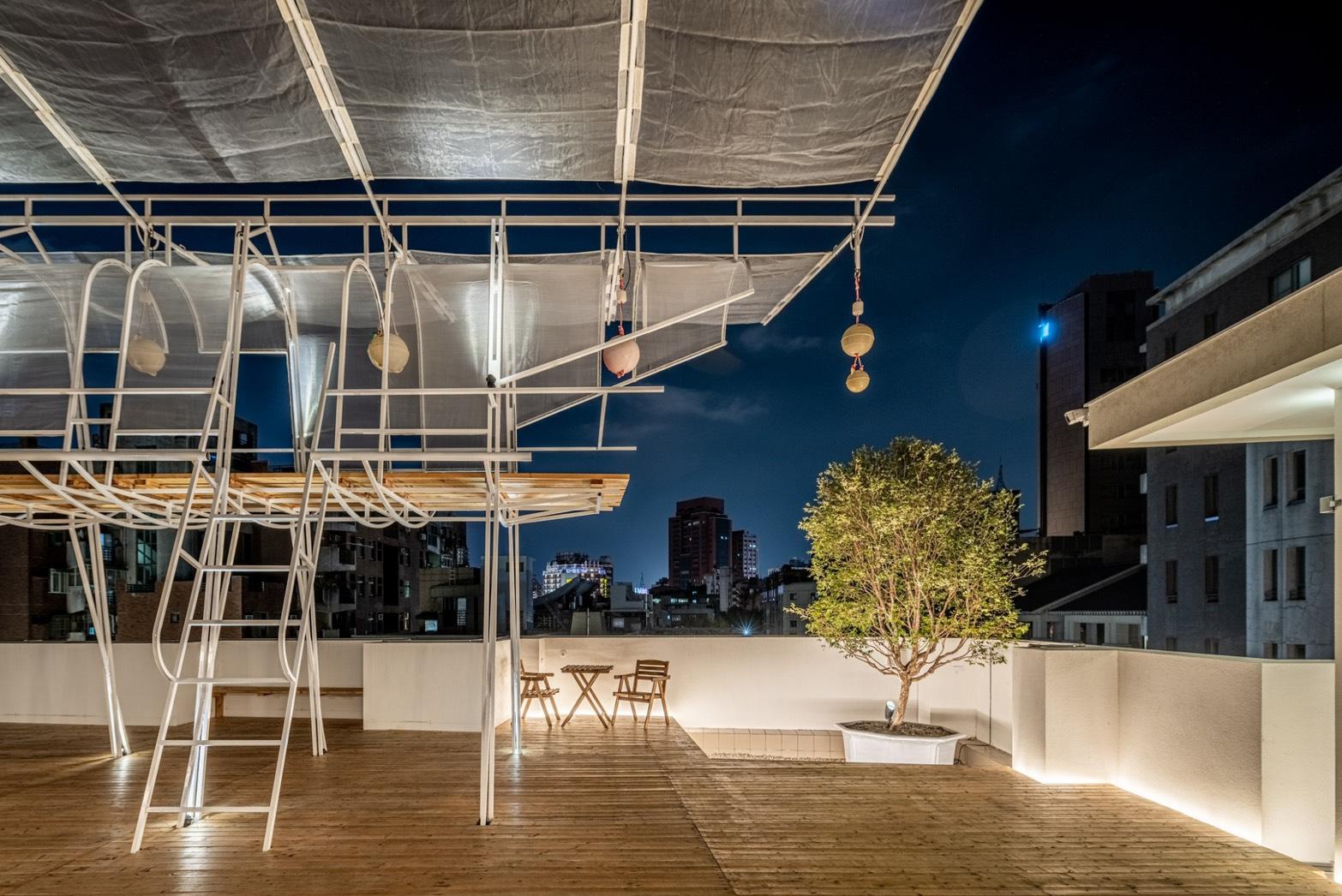 Ban công/sân hiên