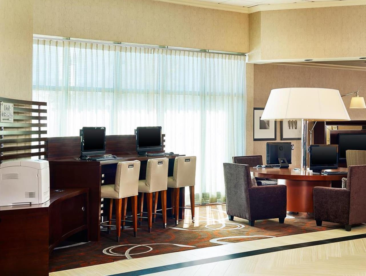 Trung tâm hội nghị