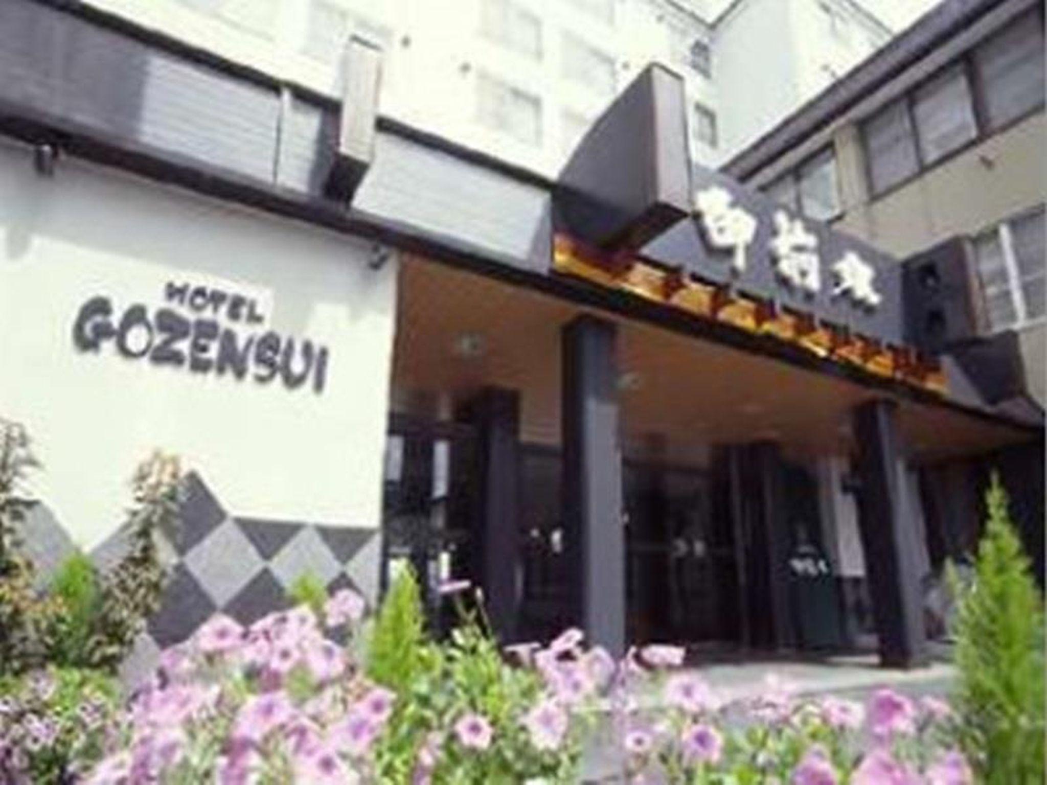 Ngoại cảnh khách sạn