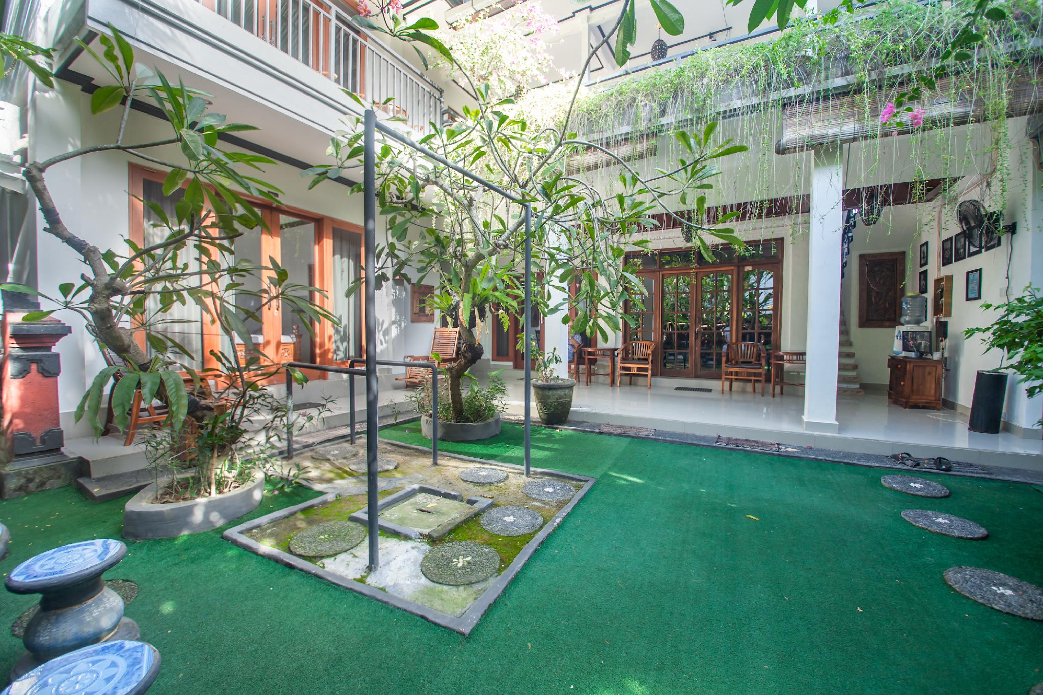 Ngoại cảnh khách sạn