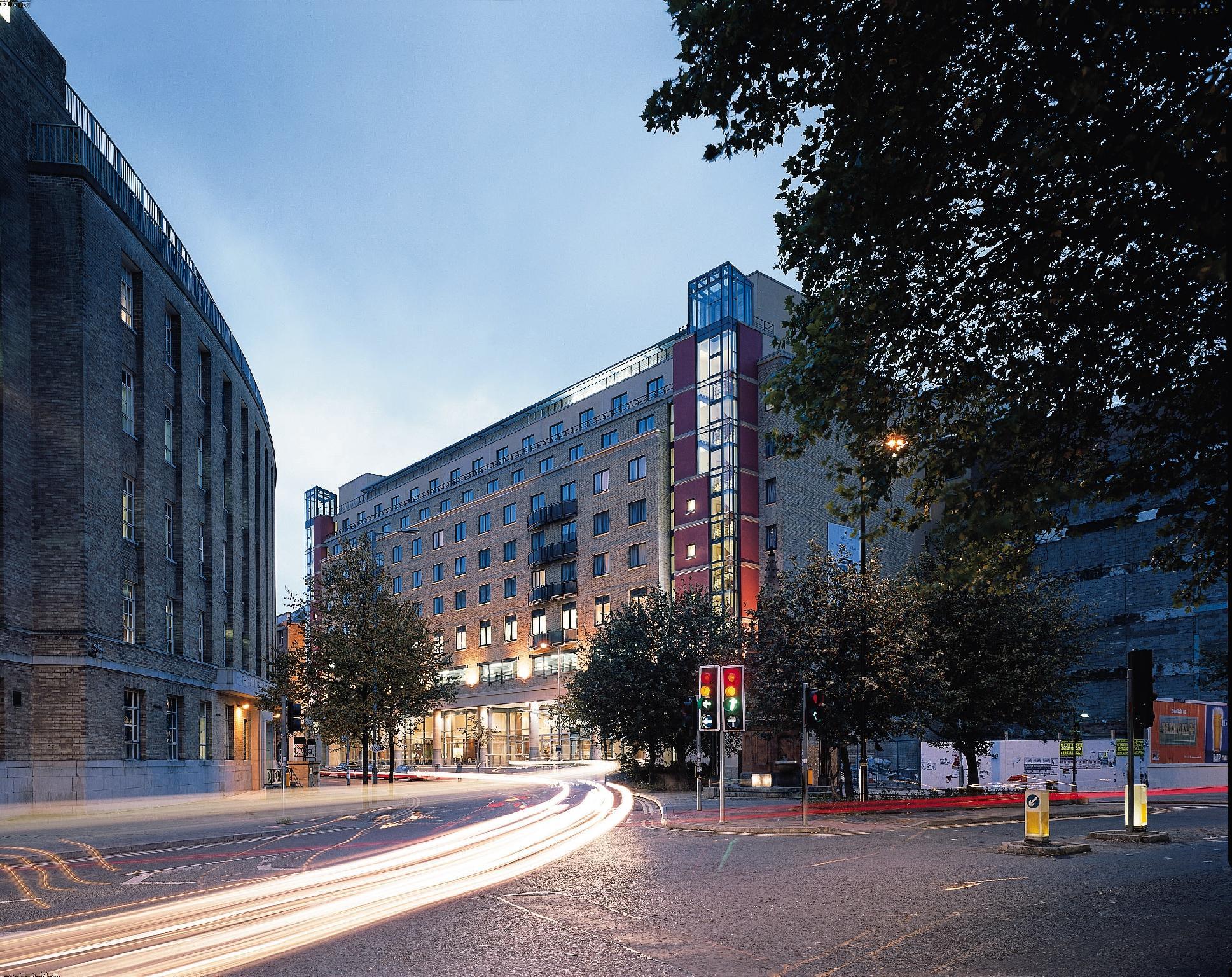 Ngoại cảnh khách sạn