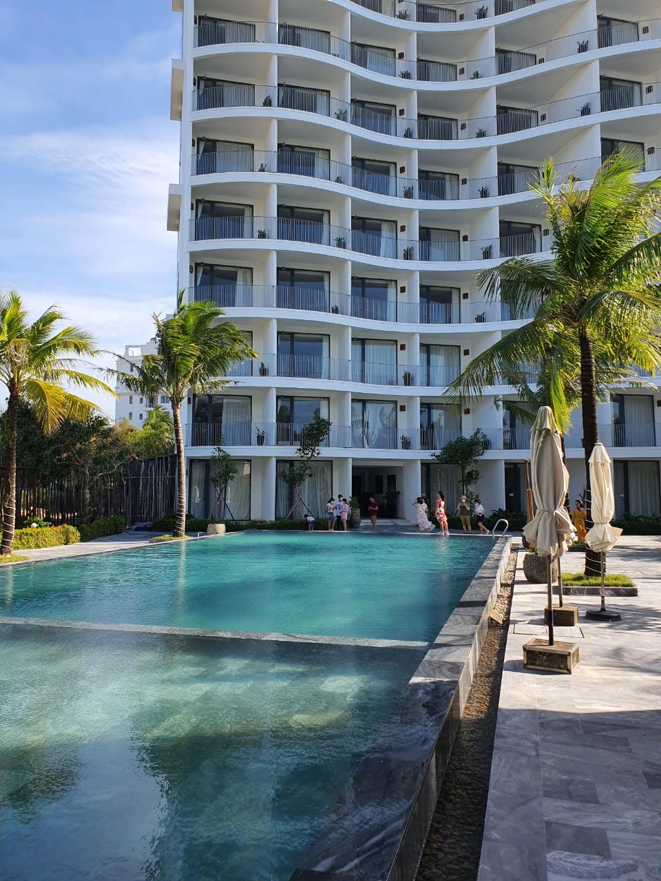 Ngoại cảnh khách sạn