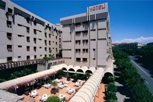 Ngoại cảnh khách sạn