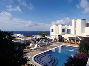 Ngoại cảnh khách sạn