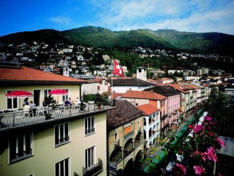 Ngoại cảnh khách sạn