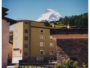 Ngoại cảnh khách sạn