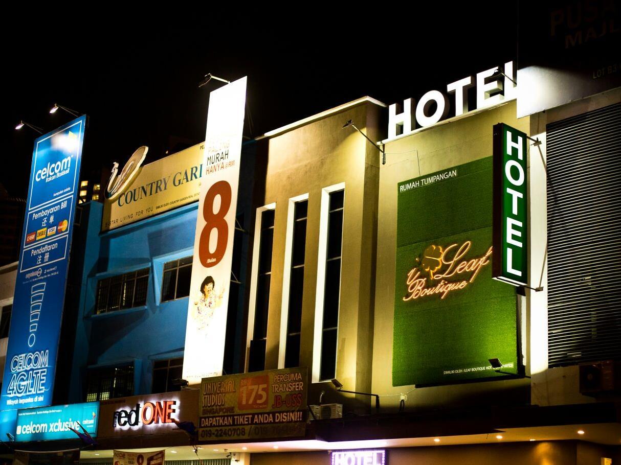 Khu vực xung quanh