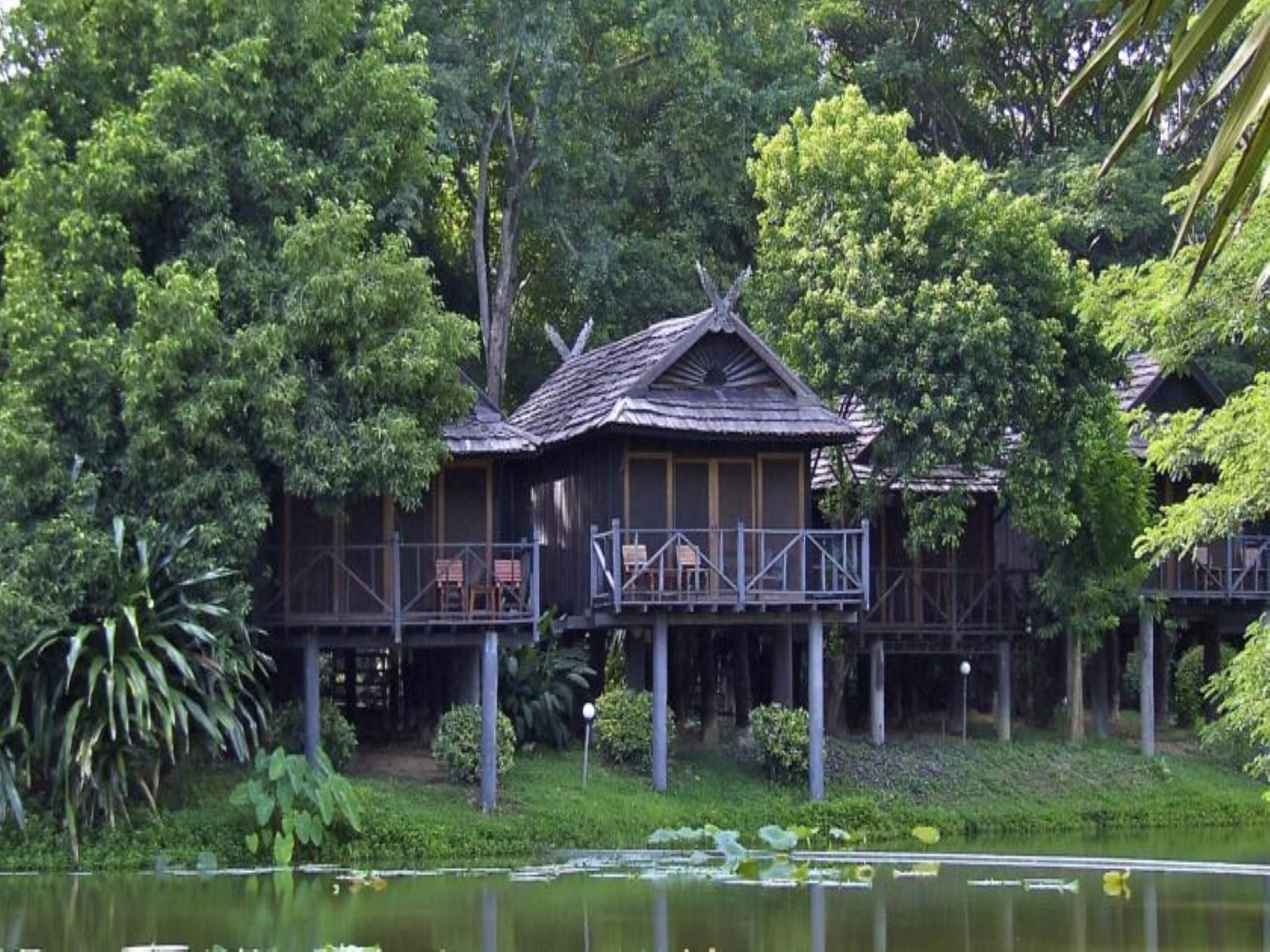 Ngoại cảnh khách sạn