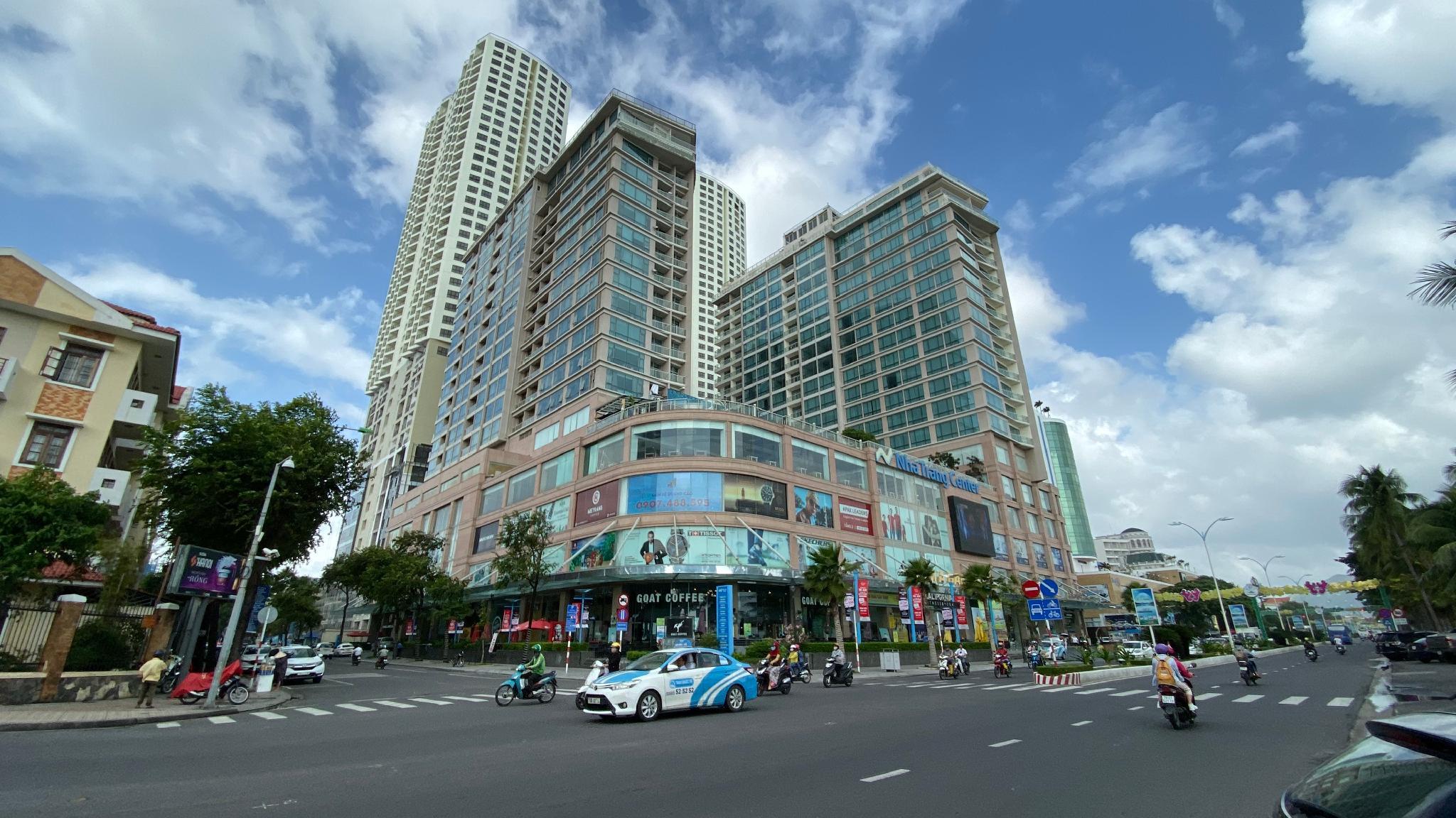 Ngoại cảnh khách sạn