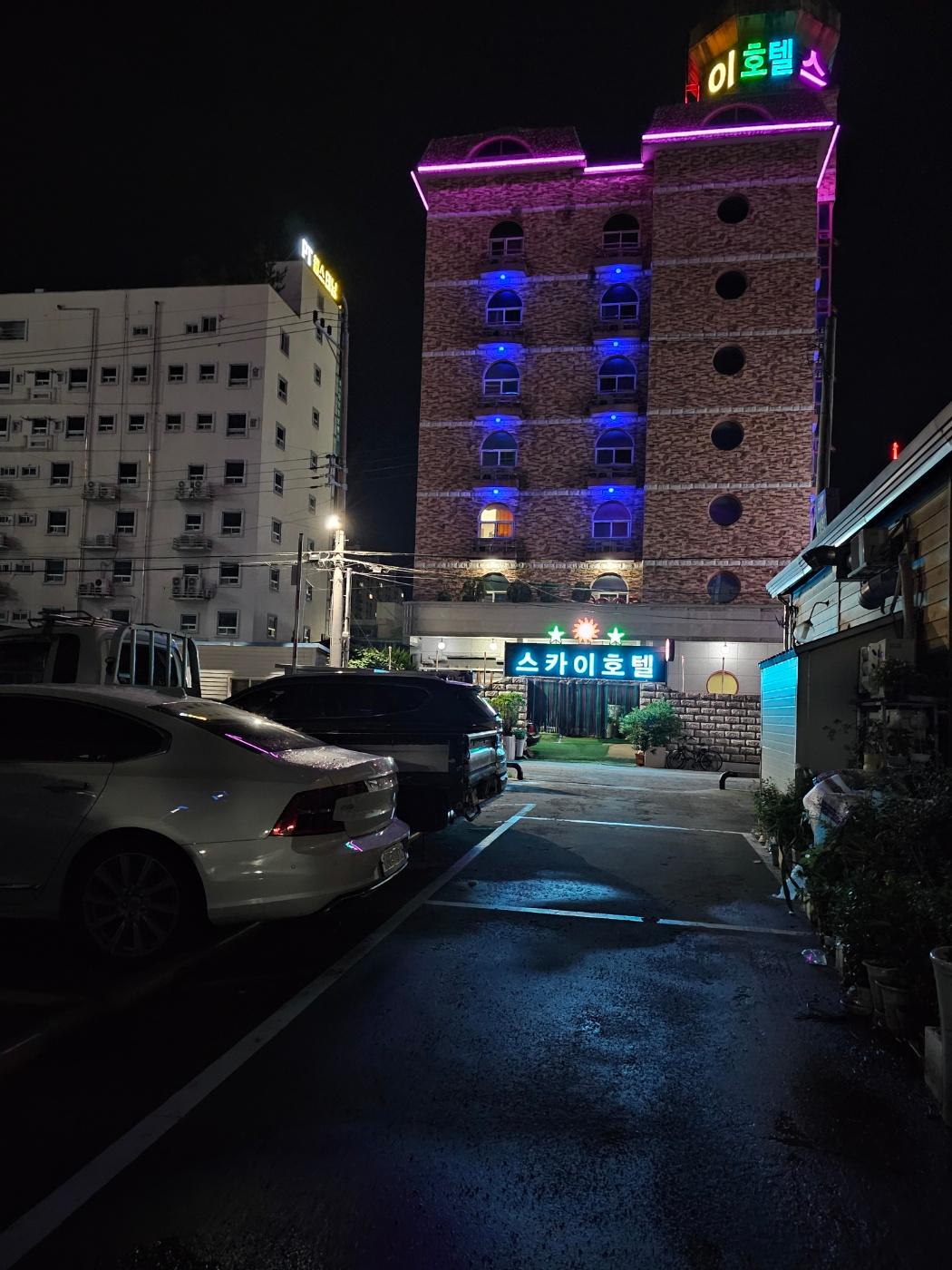 Ngoại cảnh khách sạn