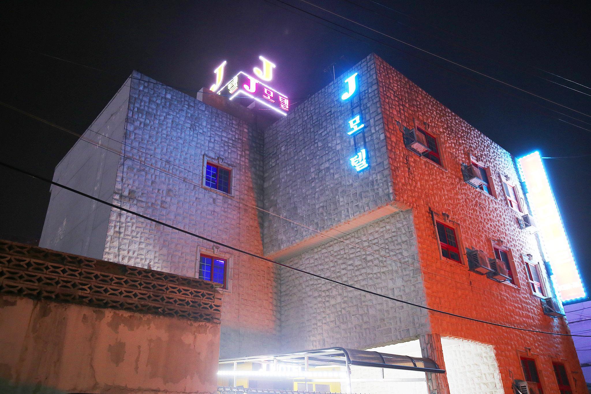 Ngoại cảnh khách sạn