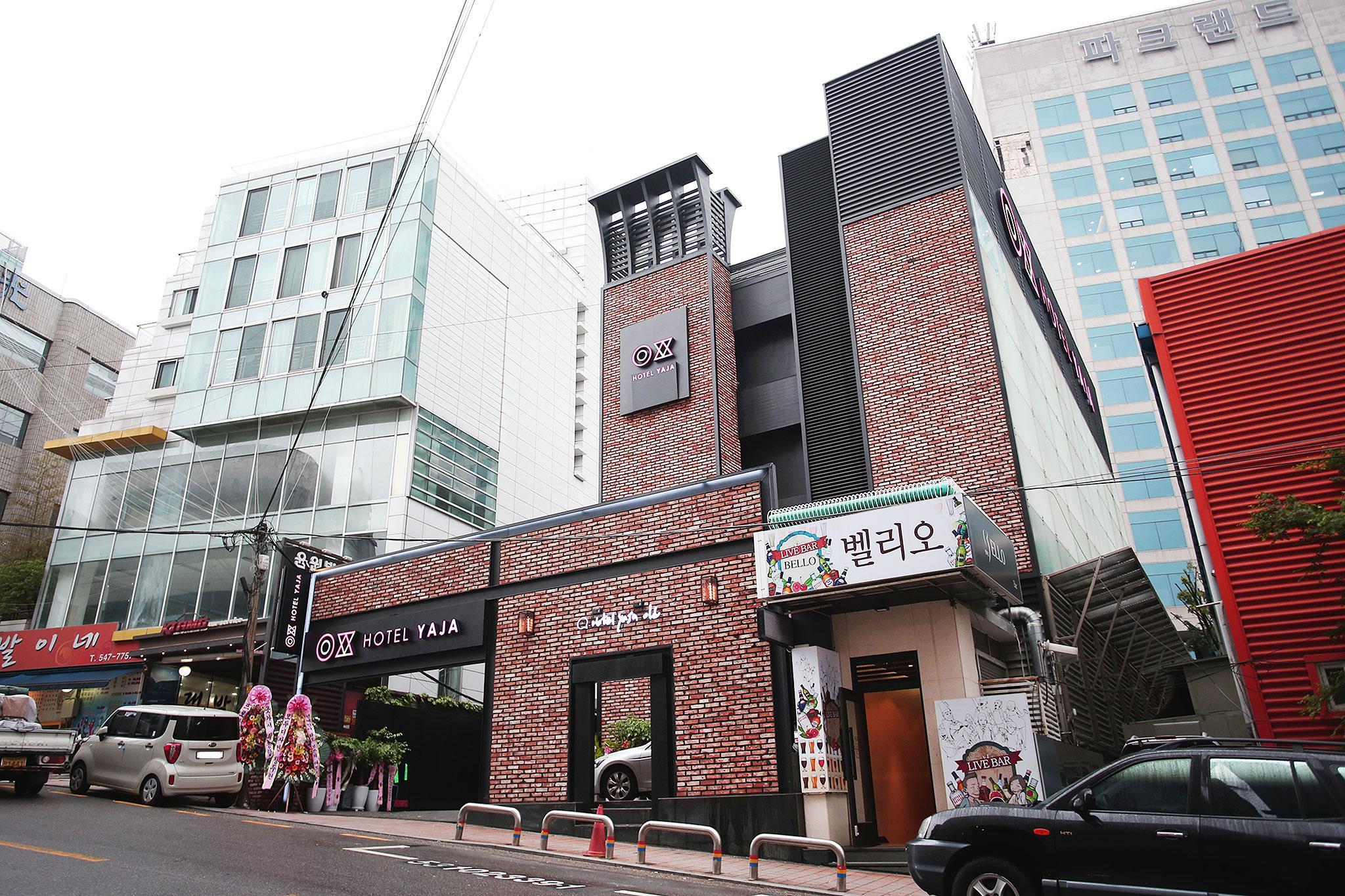 Ngoại cảnh khách sạn