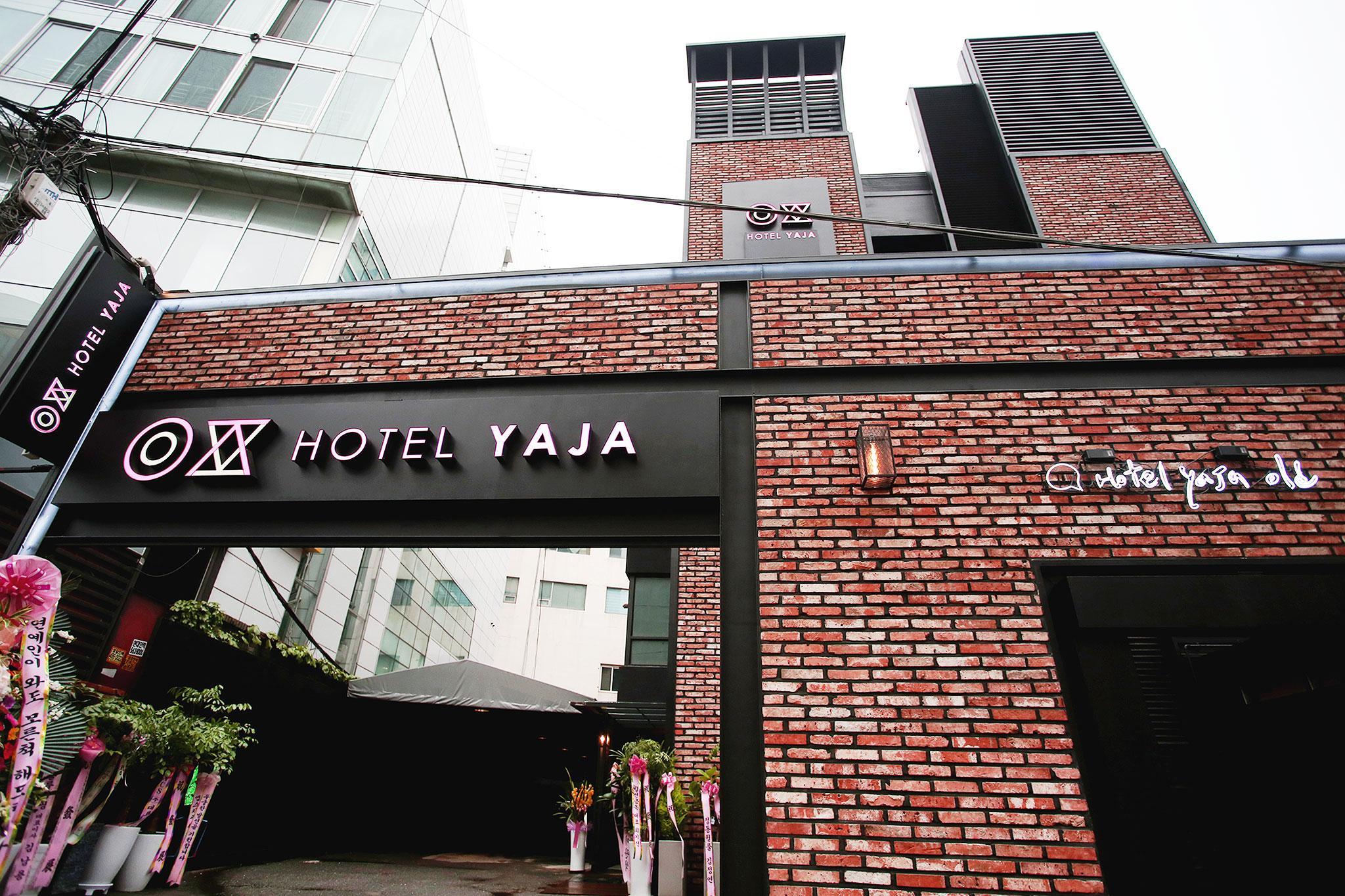 Ngoại cảnh khách sạn