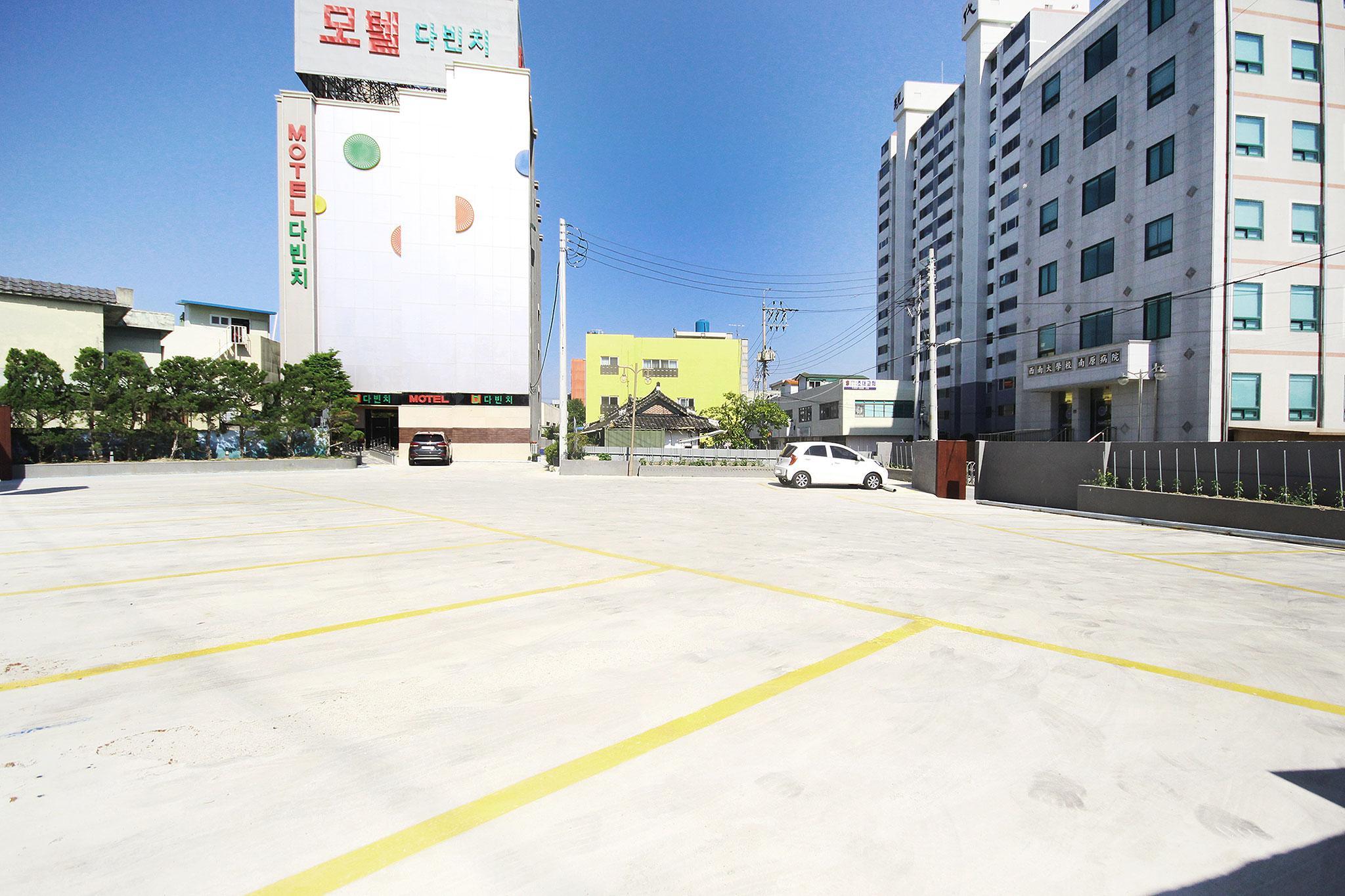 Ngoại cảnh khách sạn