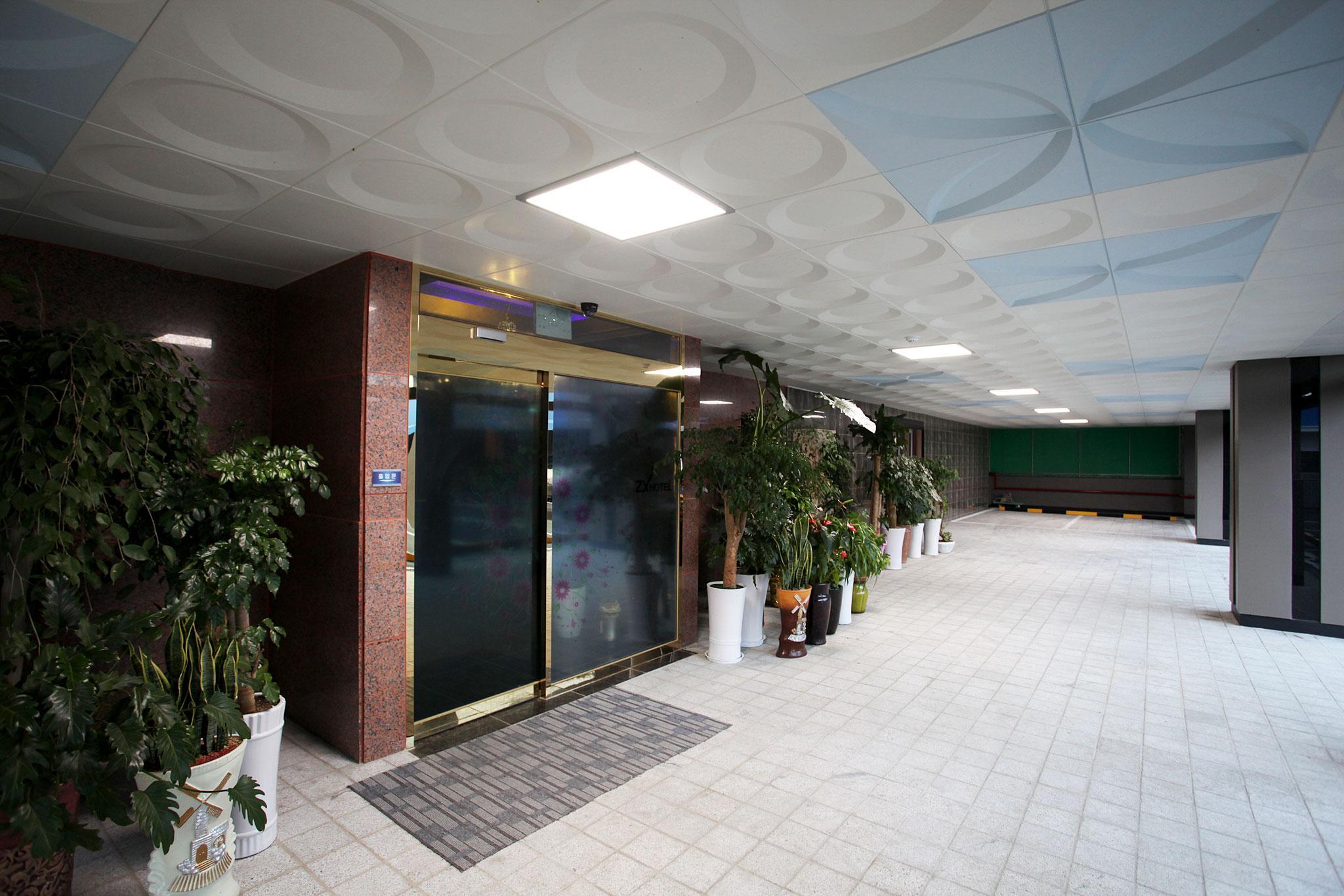 Ngoại cảnh khách sạn