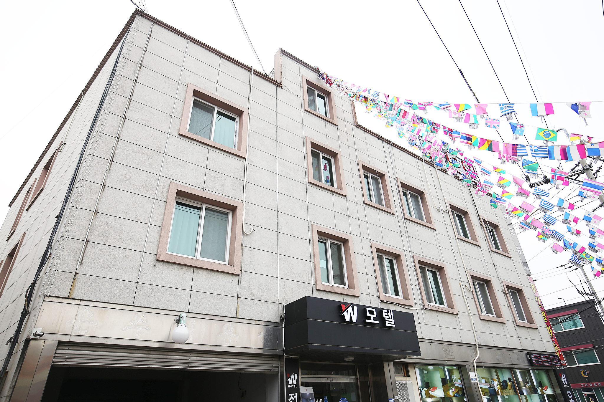 Ngoại cảnh khách sạn