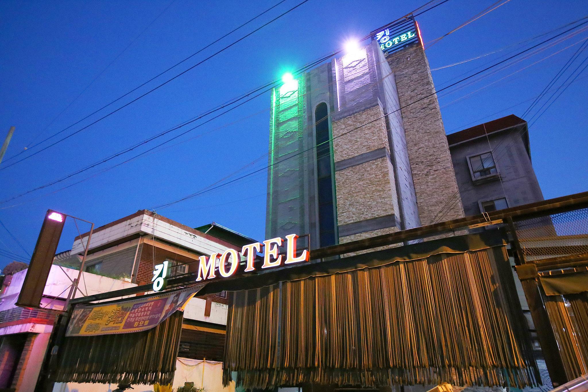 Ngoại cảnh khách sạn