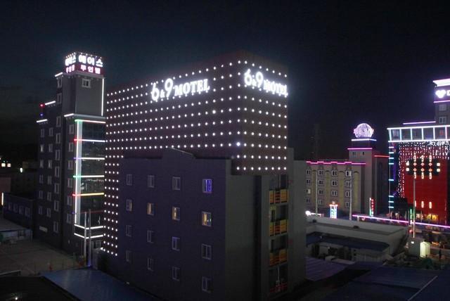 Ngoại cảnh khách sạn