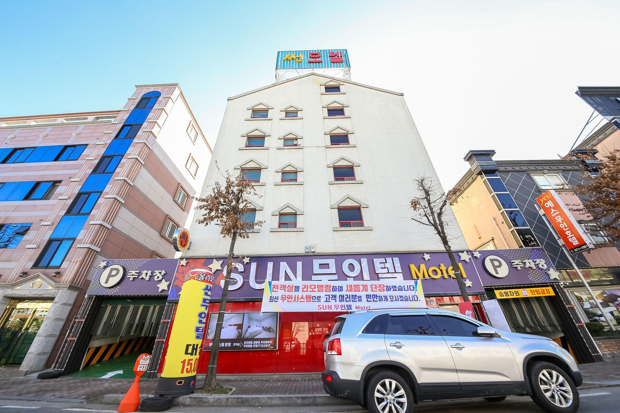 Ngoại cảnh khách sạn