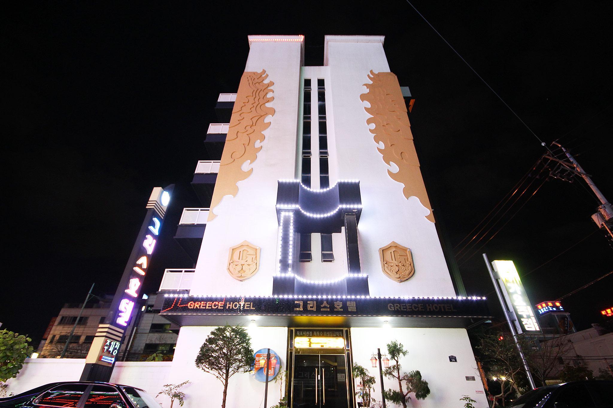 Ngoại cảnh khách sạn