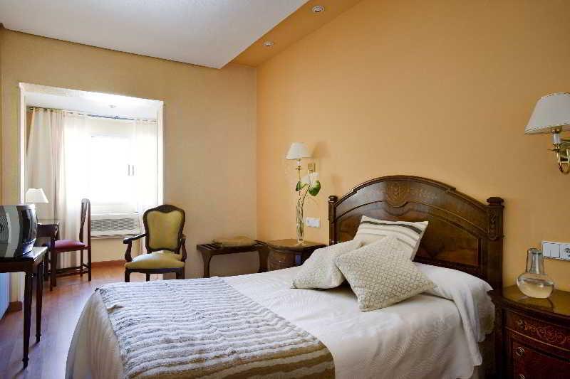 Trung tâm hội nghị