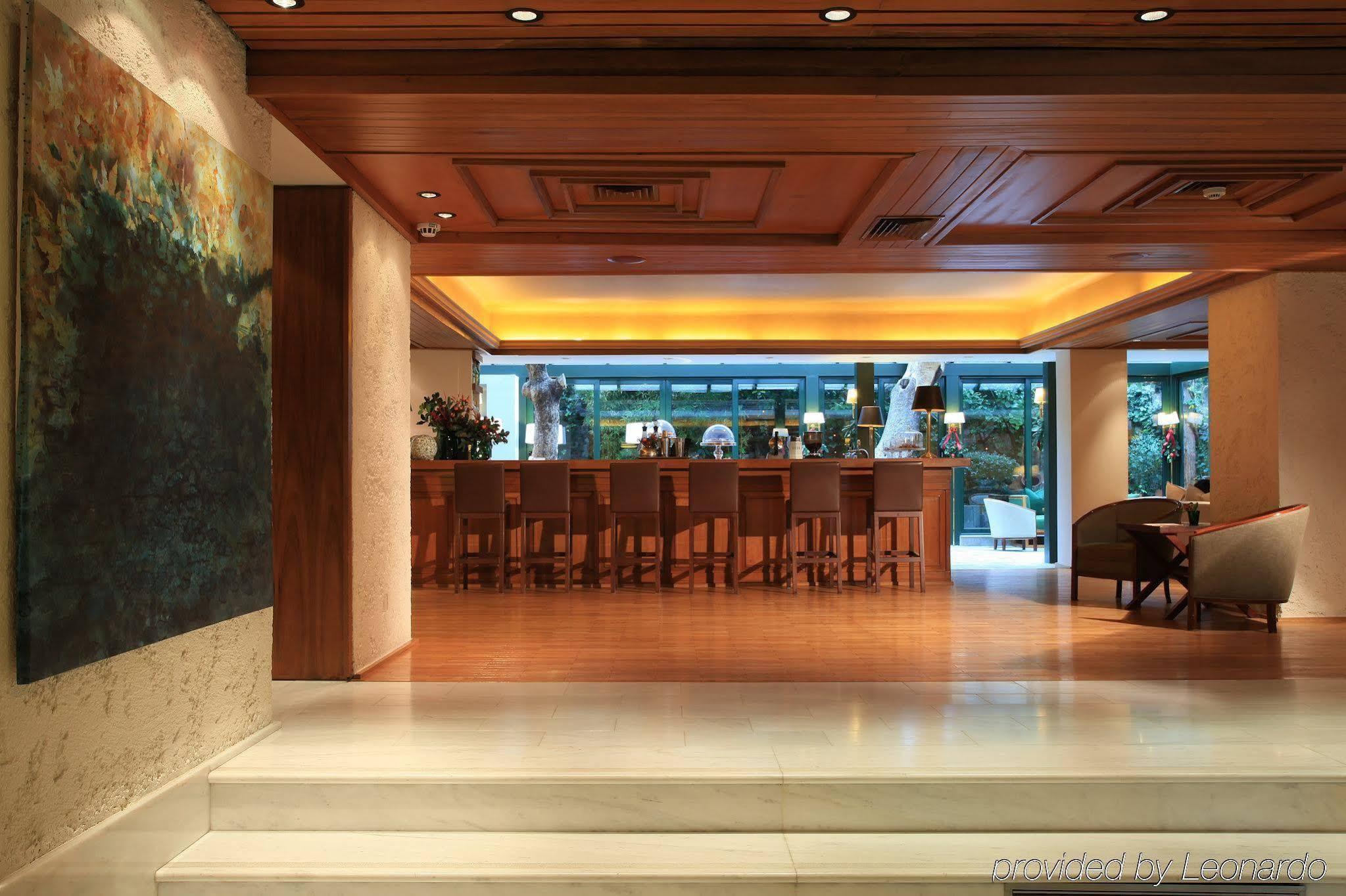 Bồn tắm nước nóng