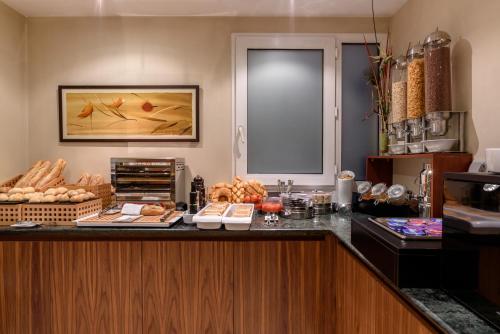 Đồ ăn và thức uống