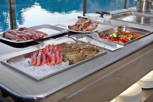 Đồ ăn và thức uống