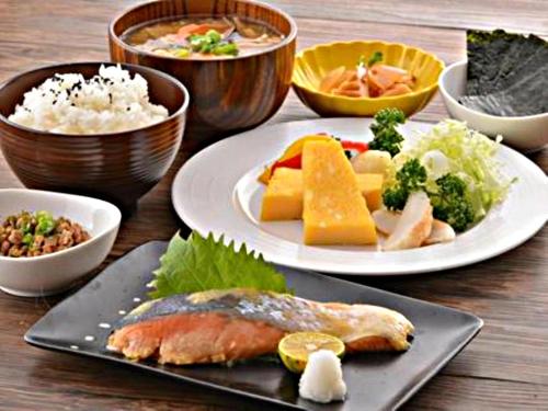 Đồ ăn và thức uống