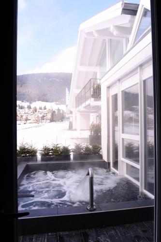 Bồn tắm nước nóng