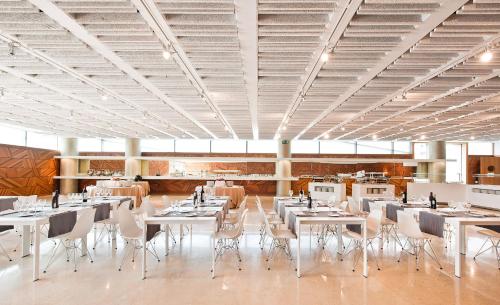 Đồ ăn và thức uống