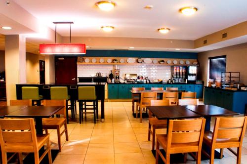 Đồ ăn và thức uống