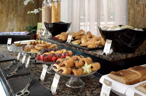 Đồ ăn và thức uống