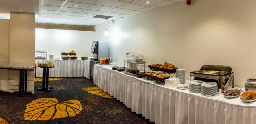 Đồ ăn và thức uống