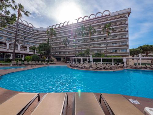 Ngoại cảnh khách sạn