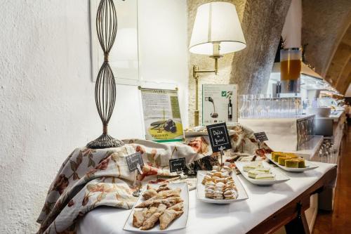 Đồ ăn và thức uống